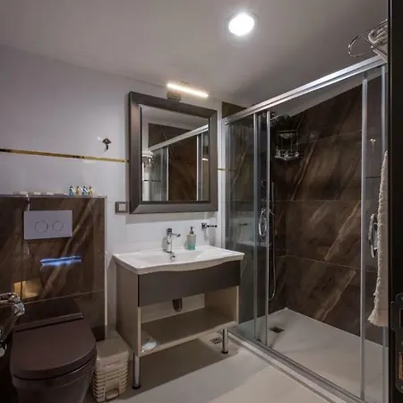 Ida House Assos צ'נקלה